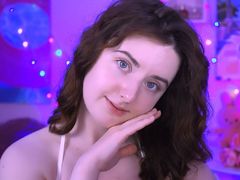 AnnTerry - female with brown hair webcam at LiveJasmin