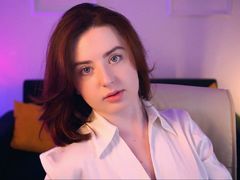 AnnTerry - female with brown hair webcam at LiveJasmin