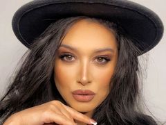 AnysaKristal from LiveJasmin