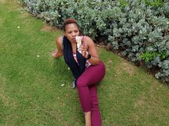 AnnaBrownny from LiveJasmin