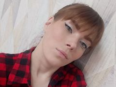 AnnaClown - blond female webcam at LiveJasmin