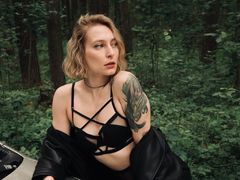 AnnaDeLope from LiveJasmin