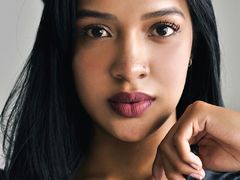 AnnaDlove from LiveJasmin