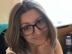 AnnaGemstone - female with red hair and  big tits webcam at LiveJasmin