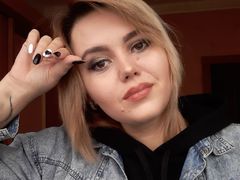 AnnaKravec from LiveJasmin