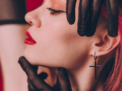 AnnaLeyah - female with black hair and  small tits webcam at LiveJasmin