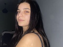 AnnaLinba from LiveJasmin