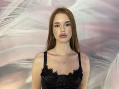 AnnaLumina from LiveJasmin