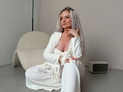 ChloeNavi - blond female with  big tits webcam at LiveJasmin