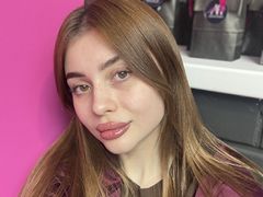 AnnaRussian from LiveJasmin