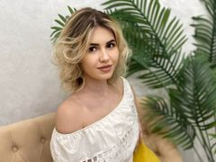 AnnaStroyn from LiveJasmin