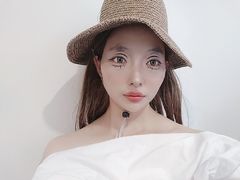 AnneMiami from LiveJasmin