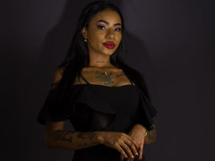 AnneRoa - female with black hair and  big tits webcam at LiveJasmin