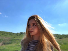 AnneSinclair from LiveJasmin