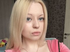 AnnieKeniry from LiveJasmin