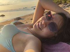 AnnieMandy - female with black hair and  big tits webcam at LiveJasmin