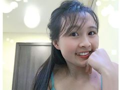 AnnieMandy - female with black hair and  big tits webcam at LiveJasmin