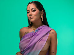 AnoukChopra - female with black hair webcam at LiveJasmin