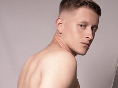 AnthonyKingg - male webcam at LiveJasmin