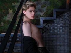 AntonyLewis from LiveJasmin