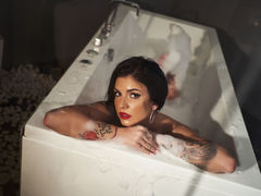 DevorahQuinn - female with black hair and  big tits webcam at LiveJasmin
