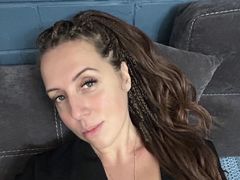 AnytaGu from LiveJasmin