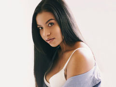 annebanks - female with black hair webcam at LiveJasmin