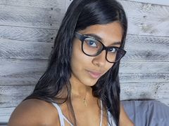 LunaGot - female with black hair webcam at LiveJasmin