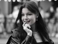 AprilJaly from LiveJasmin