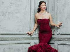 aQueensbush - female with brown hair and  small tits webcam at LiveJasmin