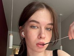 ArdeliaMchendry - female with black hair and  big tits webcam at LiveJasmin
