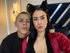 AresAndAbby - couple webcam at LiveJasmin