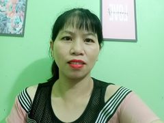 LindaJem - female with brown hair and  big tits webcam at LiveJasmin