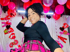 AriEbony from LiveJasmin