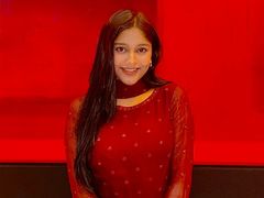 AriaElla - female with black hair webcam at LiveJasmin