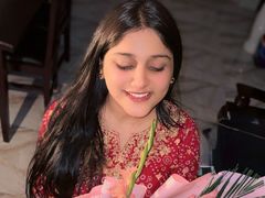 AriaElla - female with black hair webcam at LiveJasmin