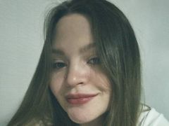 AriaLanee - female with brown hair webcam at LiveJasmin