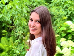 ArianaAllens - female with red hair webcam at LiveJasmin