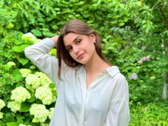 ArianaAllens - female with red hair webcam at LiveJasmin