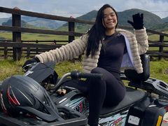 ArianaFontanie - female with black hair webcam at LiveJasmin
