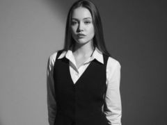 ArianeRovell from LiveJasmin