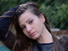 AriannaKisses - female with red hair webcam at LiveJasmin