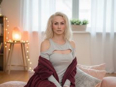 ArielMate from LiveJasmin