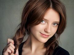 ArinaBelle - female with brown hair webcam at LiveJasmin