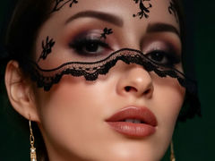 ArinaHailiss - female with  small tits webcam at LiveJasmin