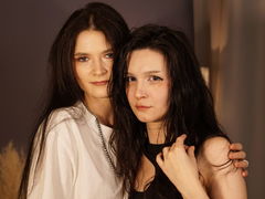 ArletteAndAnnis from LiveJasmin