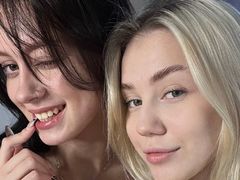 ArletteAndWinnie from LiveJasmin