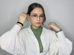 ArletteColeson - female with brown hair webcam at LiveJasmin