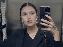 ArlindaMarotti from LiveJasmin