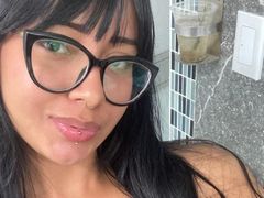 Arylon - female with black hair webcam at LiveJasmin